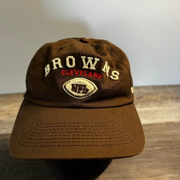 Vintage Puma Brown Men's Browns Cleveland NFL Pro Line Logo Snap Back Cap - Picture 1 of 7